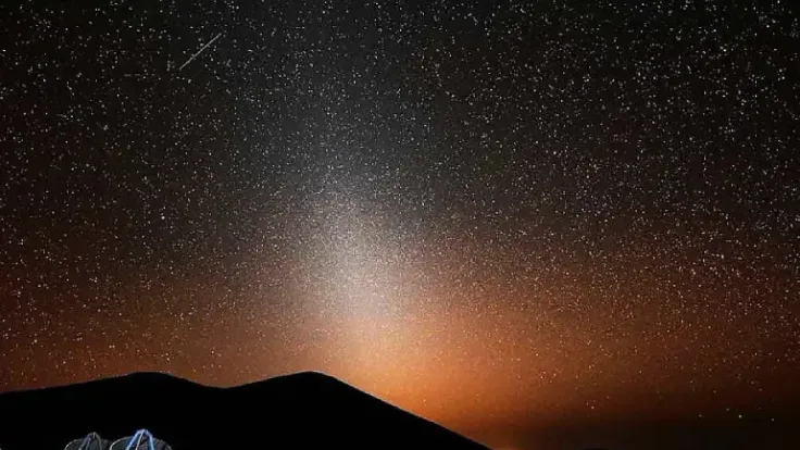 الضوء البروجي قبل الفجر: دليل على غبار النظام الشمسي