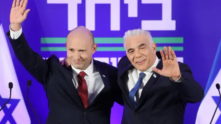 تحالف بينيت ولابيد.. أين السهم بعد النزاع حول نتنياهو؟