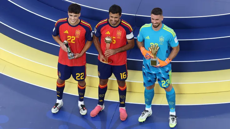 انتصار منتخب إسبانيا في كأس العالم 2026: رودري يفوز بجائزة أفضل لاعب