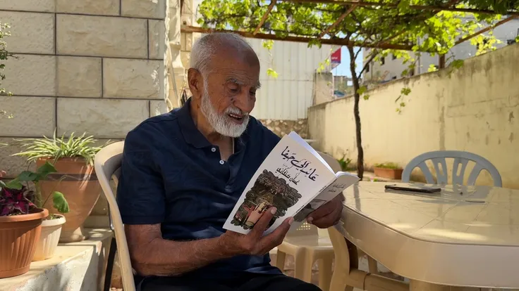 معاناة معقوفة: الفلسطينيون يرون قراهم بأعينهم، ولا يستطيعون الوصول إليها