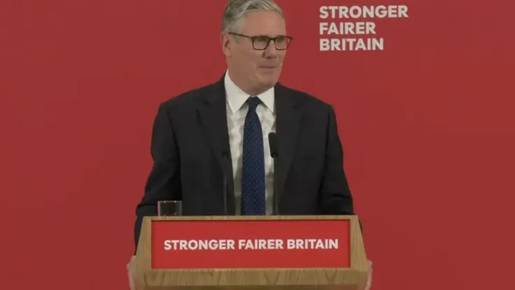ستارمر يعلن خطة شاملة لرفع الإنفاق الدفاعي البريطاني إلى 300 مليار جنيه