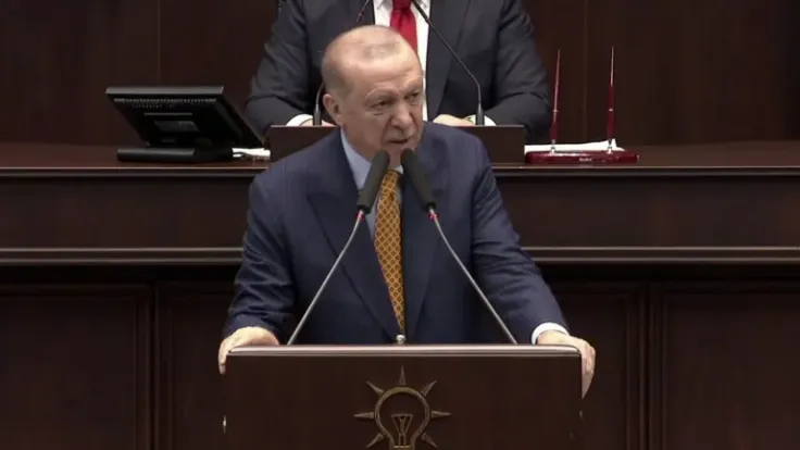 أردوغان يهاجم إسرائيل ويطالب بتمديد وقف إطلاق النار بين أمريكا وإيران