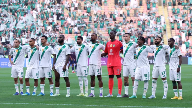 عقوبة الإيقاف تغيب نجم الأهلي عن نهائي دوري أبطال النخبة