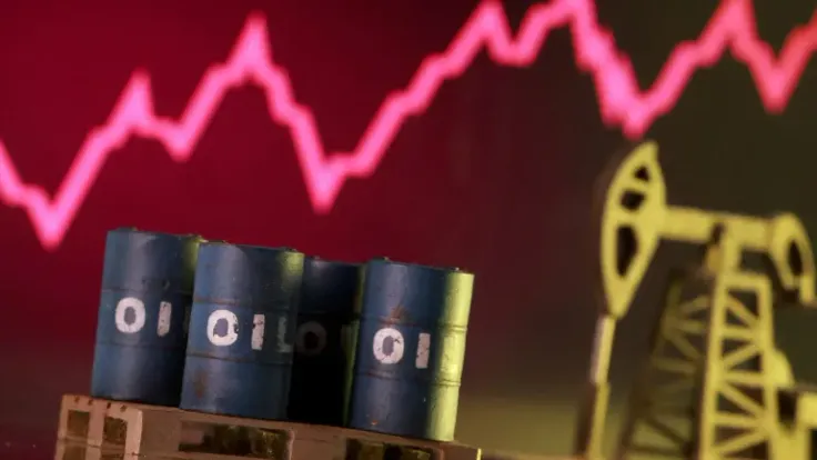 أسعار النفط تقفز 4% بعد رفض إيران الرد على مقترح أمريكي