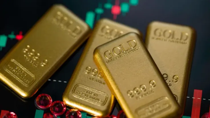 تراجع الذهب لأدنى مستوى في 3 أسابيع وسط ضغوط دولارية وتركيبية