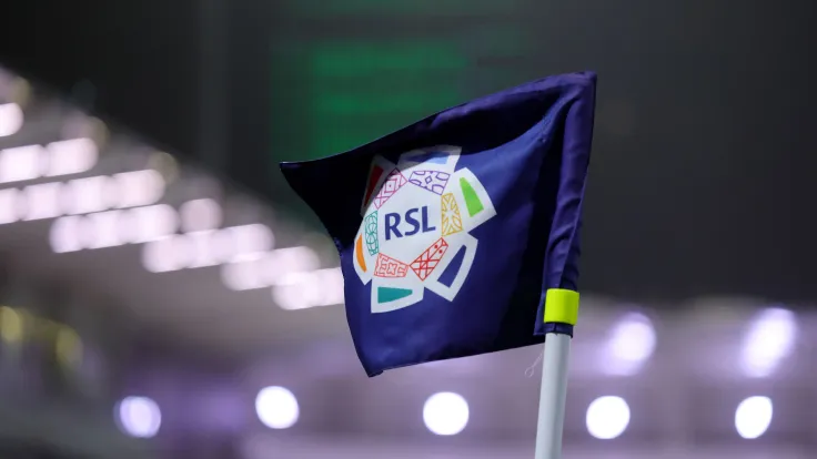 الحزم ينتصر 2-1 على أبها في افتتاح دوري روشن 2026-2027