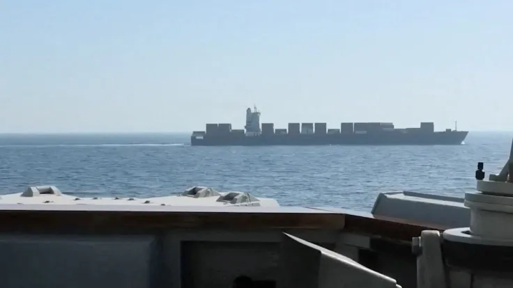 إيران تحتجز ناقلة أوشن كوي في بحر عُمان وتؤكد الدفاع عن مصالحها