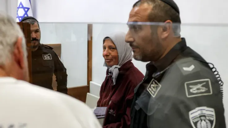 إسرائيل تفرج عن ناشطة إسرائيلية بعد اعتقالها في أسطول الصمود