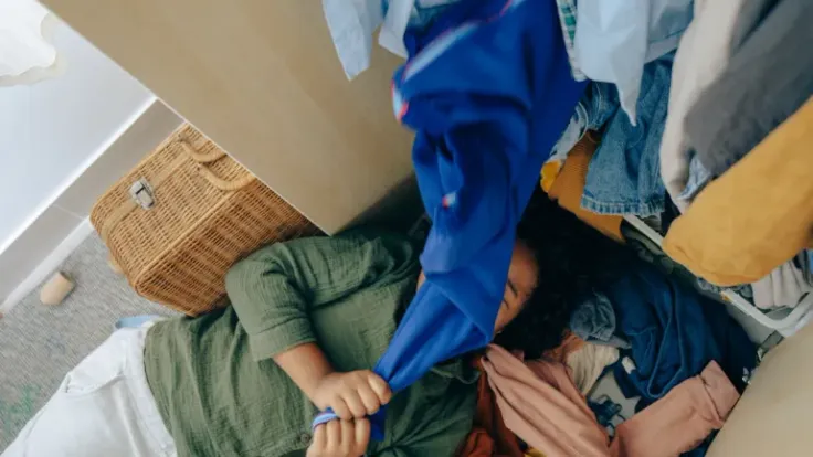 كيف ترتيب المنزل بصناعة الفوضى؟ حيلة نفسية جديدة لترتيب المنزل