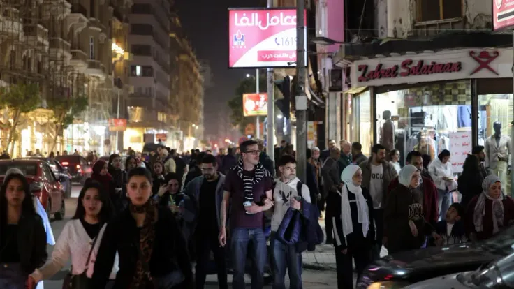 مصر تلغي قيود غلق المحال وتخفف إجراءات ترشيد الطاقة