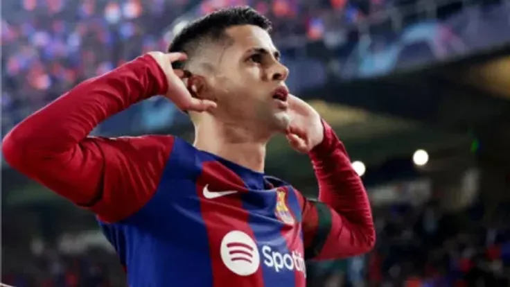 برشلونة يقترب من ضم كانسيلو بعد اتفاق مبدئي مع الهلال