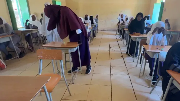 الحرب في السودان تفرض واقعا تعليميا منقسما: مئات الآلاف من الطلاب يهملون دراستهم