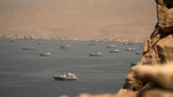 المنظمة البحرية الدولية تبدأ عملية الإجلاء من مضيق هرمز