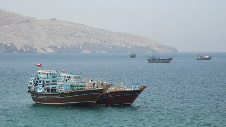 تراجع حاد في عبور مضيق هرمز بعد حكم الولايات المتحدة