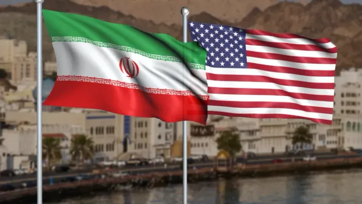 مفاوضات أمريكا وإيران تواجه عقدة التسلسل: هل تنجح الوساطة الخليجية؟