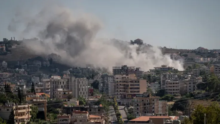 غارات إسرائيلية على جنوب لبنان: 5 قتلى وتجديد الهدنة يفشل في وقف التصعيد