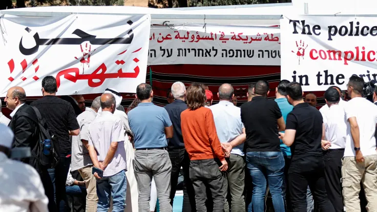 تيك توك في الداخل الفلسطيني: ساحة لتصعيد العنف وتوثيق جرائم العصابات