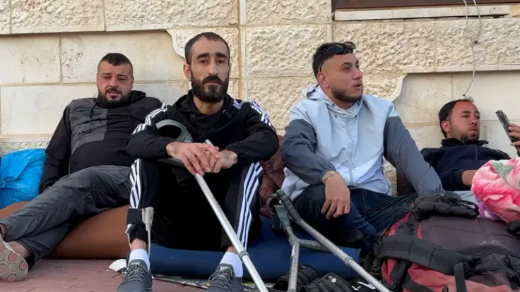 الاعتصام في رام الله: طلب جرحى وأسرى إعادة مخصصات الأسرى