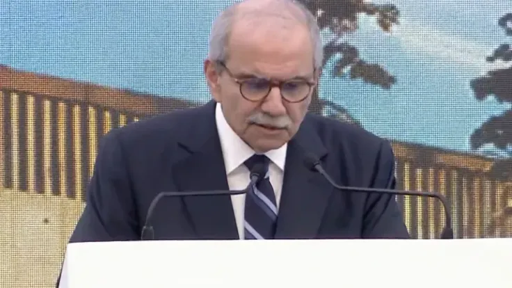 رئيس الوزراء اللبناني يؤكد سيادة الدولة على الجنوب وتطوير الشمال
