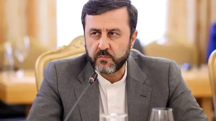 إيران ترفض مسار عُماني جنوبياً في مضيق هرمز وتؤكد على ضرورة إغلاقه