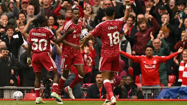 ليفربول يعلن التعاقد مع حارس جينيك البلجيكي لوكا بروجمانز مقابل 30 مليون جنيه إسترليني