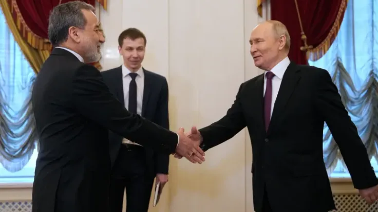عراقجي يشيد بالعلاقة الإستراتيجية العميقة بين إيران وروسيا