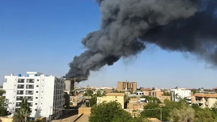 الجيش السوداني يكثف عملياته ضد الدعم السريع في 3 محاور استراتيجية
