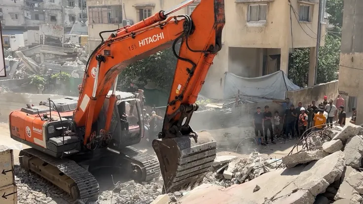 انتشال الجثامين في غزة: حفار واحد يواجه 8500 جثمان